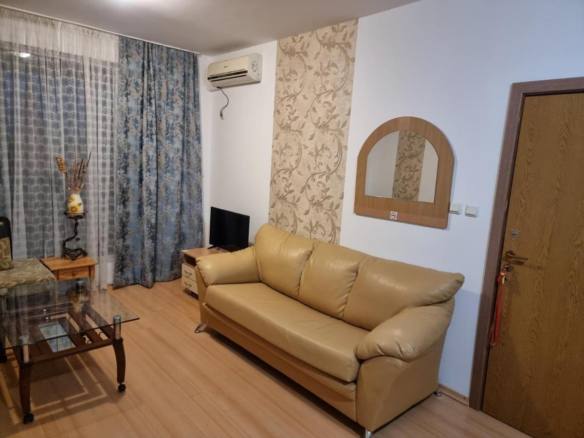 Sunny Day 6 Apartment Pantai Sunny Bagian luar foto