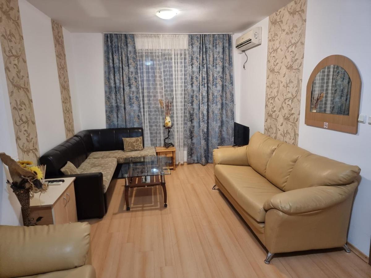 Sunny Day 6 Apartment Pantai Sunny Bagian luar foto